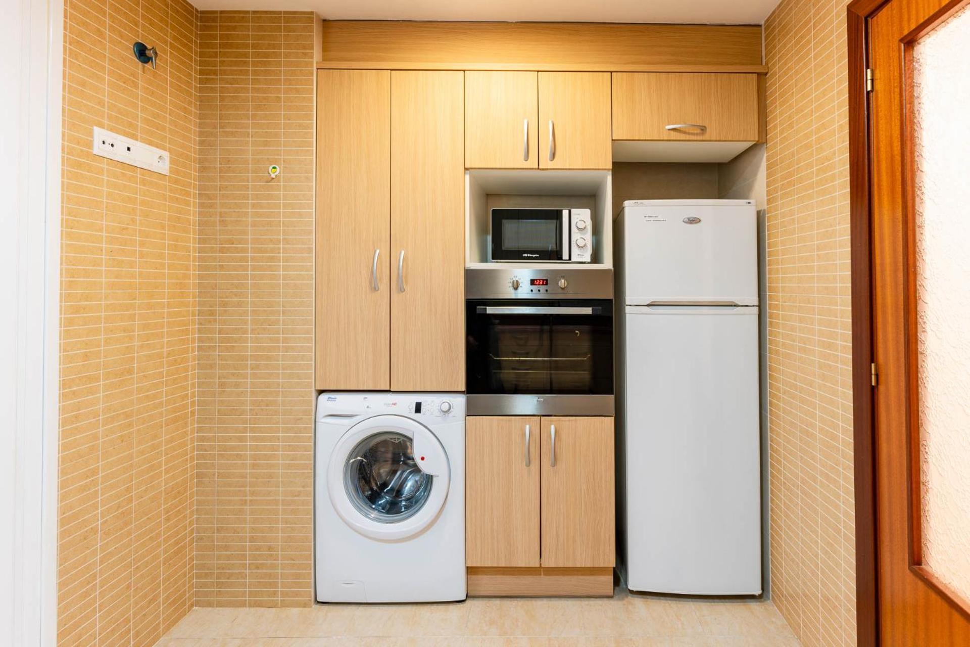 Apartamento Confort Вальдерробрес Екстер'єр фото